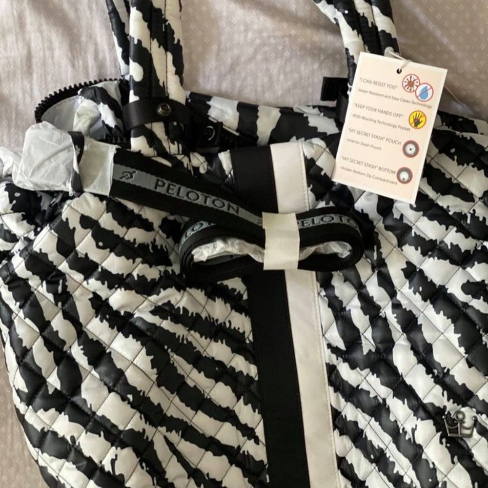 Peloton Oliver Thomas Tote Zebra Black White